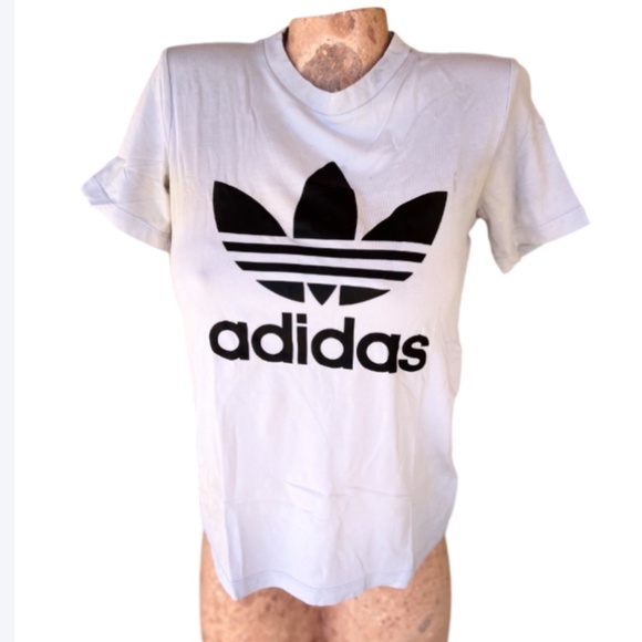 Adidas Tee - Picture 1 of 5